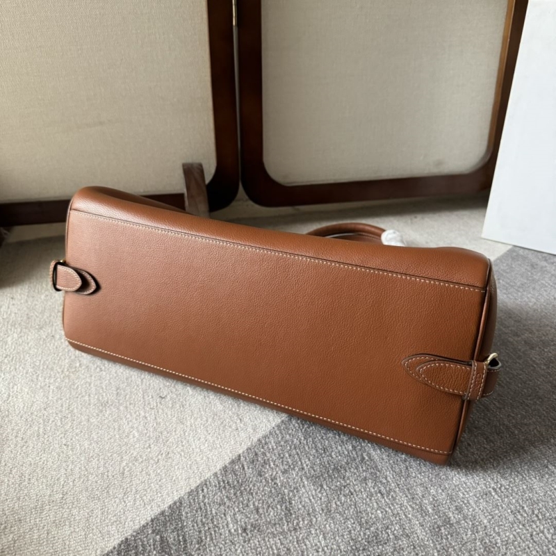 Ce1i*e satchel bags